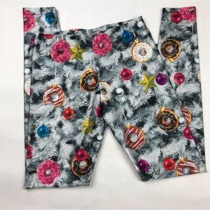 Terez Girl's Christmas and Donut Ornament Leggings, Size Large